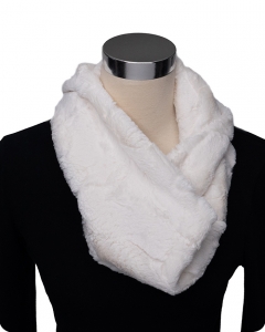 Infinity Scarf Cuddle® Kit Hide Natural