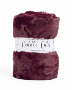 2.5 Yard Luxe Cuddle&reg; Cut Mirage 80 Black Cherry