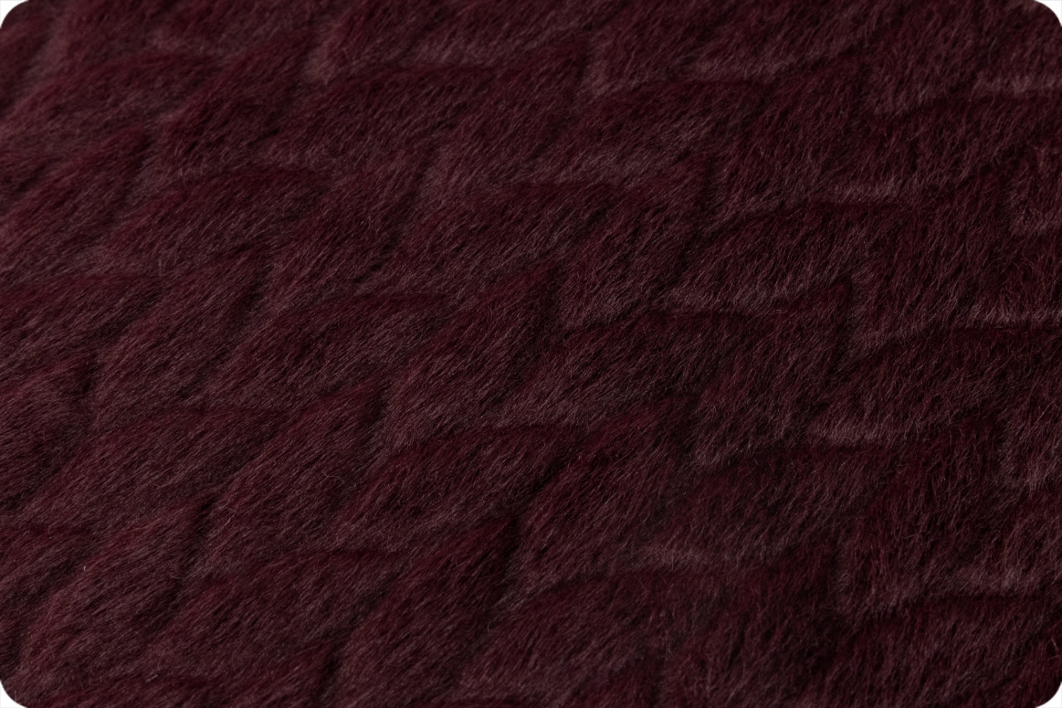Luxe Cuddle&reg; Avery Black Cherry