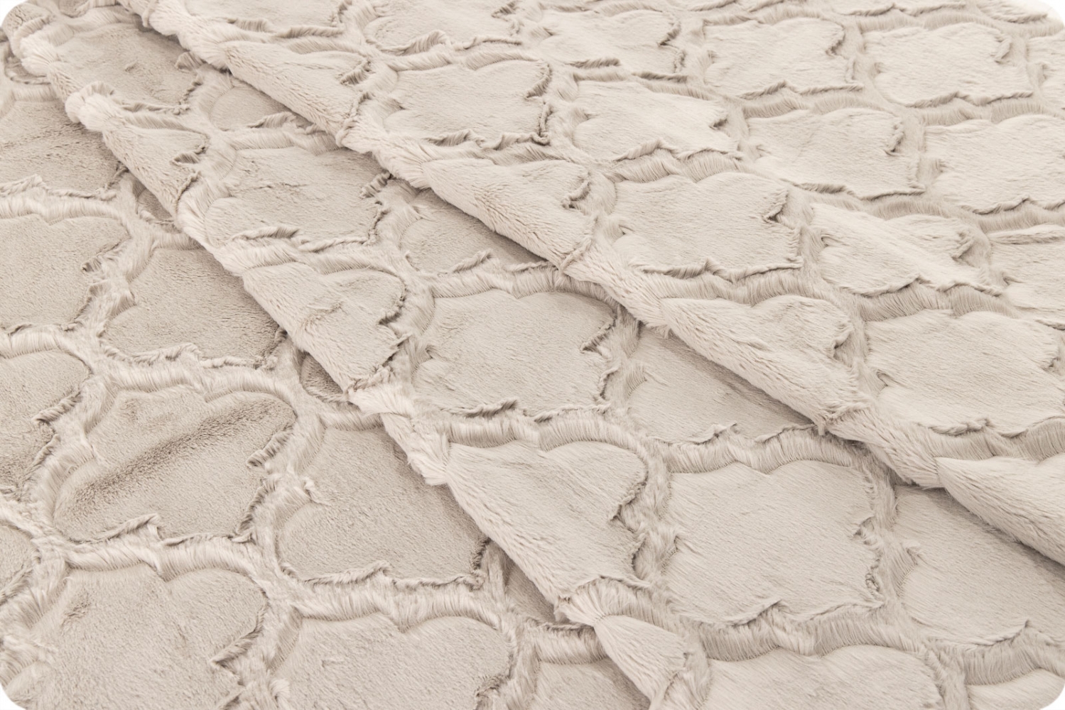 Luxe Cuddle&reg; Lattice Cobblestone