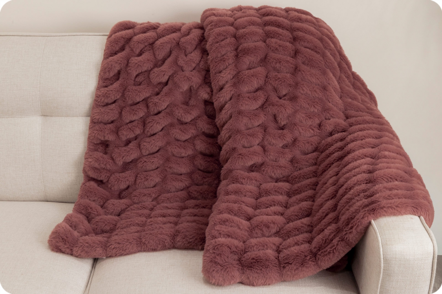Luxe Cuddle&reg; Milan Desert Rose
