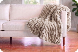 Classic 50" x 60" Luxe Cuddle&reg; Blanket Milan Enzo Vanilla Creme