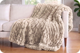 Deluxe 60" x 90" Luxe Cuddle&reg; Blanket Milan Pearl