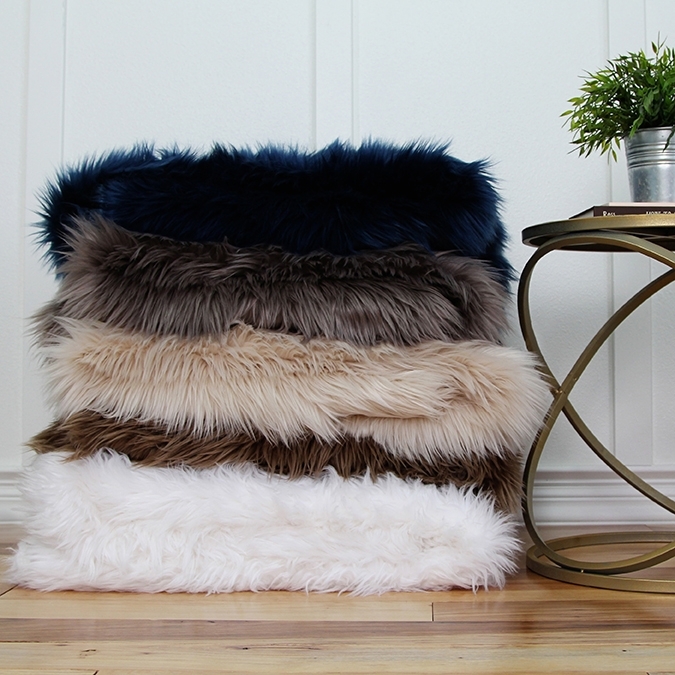 Wholesale Luxury Faux Fur Fabric - Fox