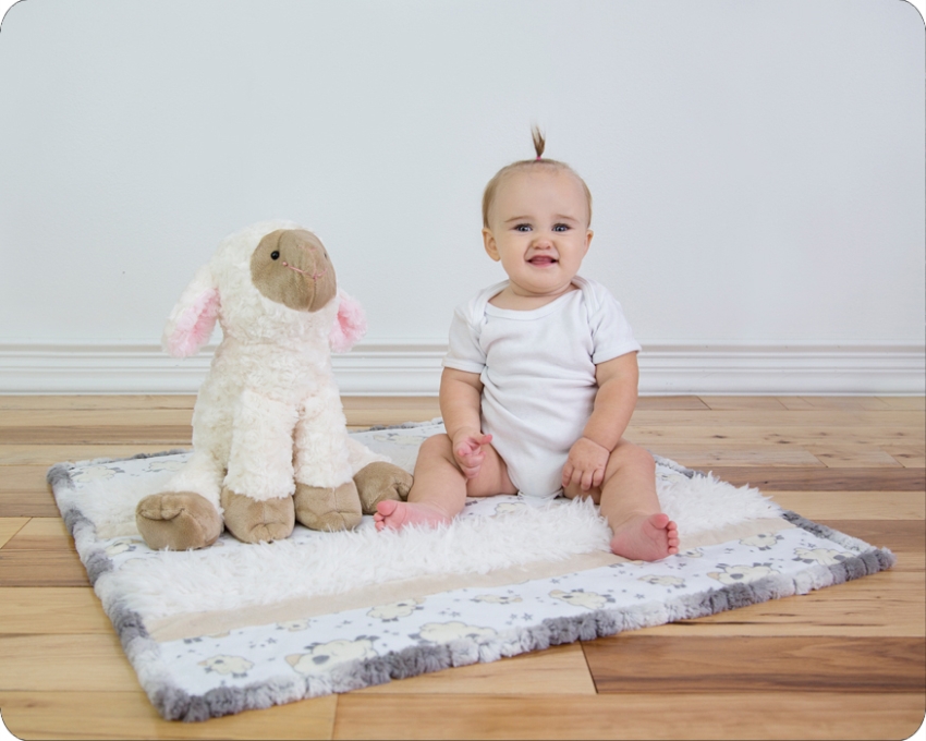 Wee One Cuddle® Kit Love Ewe