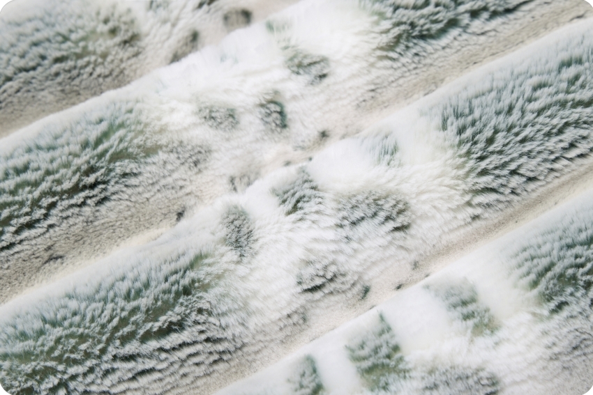 Luxe Cuddle® Alaskan Bunny Ivy