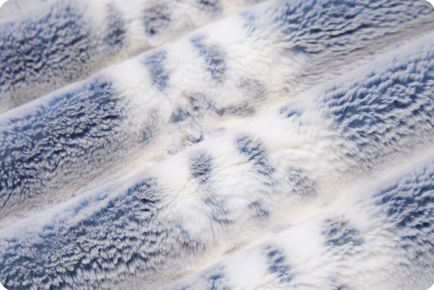 Luxe Cuddle® Alaskan Bunny Navy