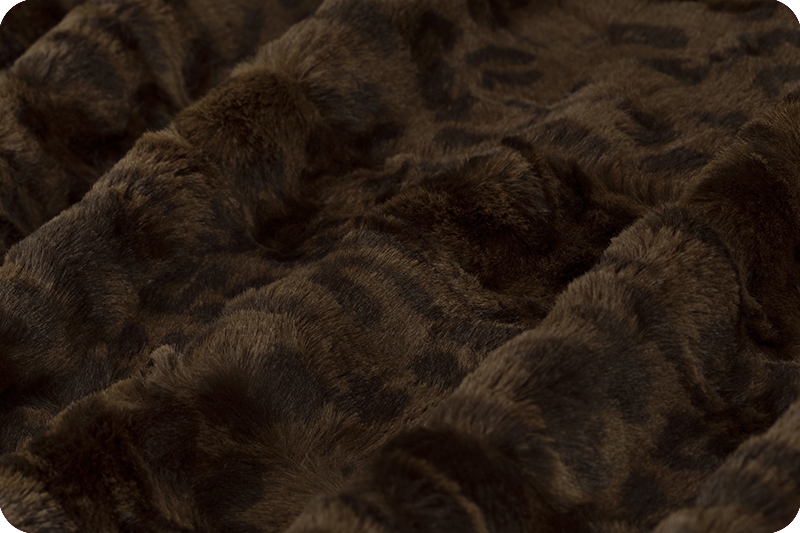 Luxe Cuddle® Jaguar Mahogany