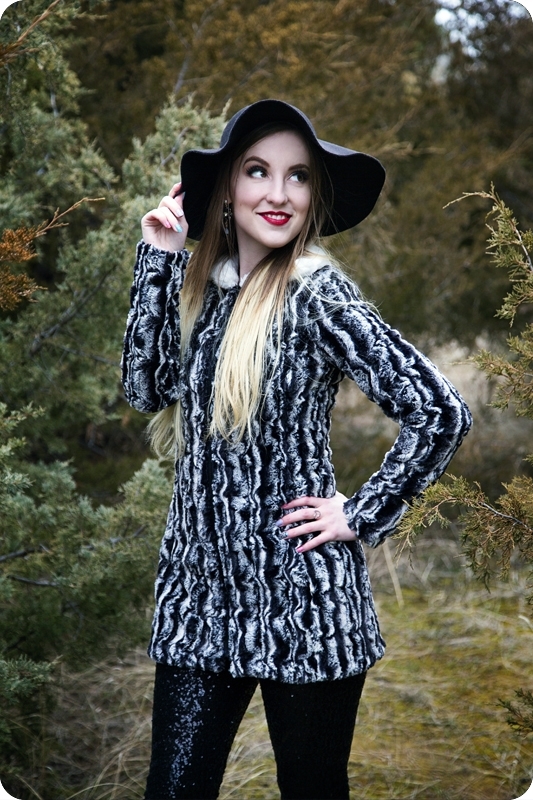 Luxe Cuddle® Lapin Ivory/Black