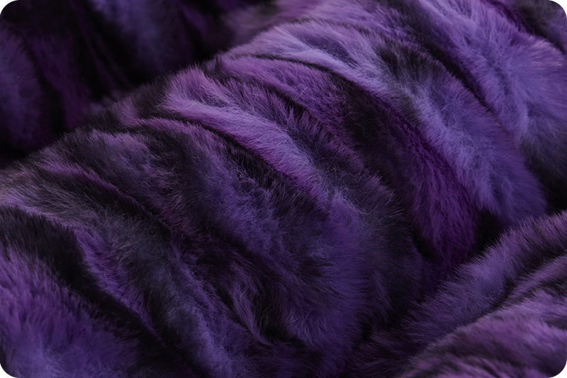 Luxe Cuddle&reg; Tiger Grape Escape