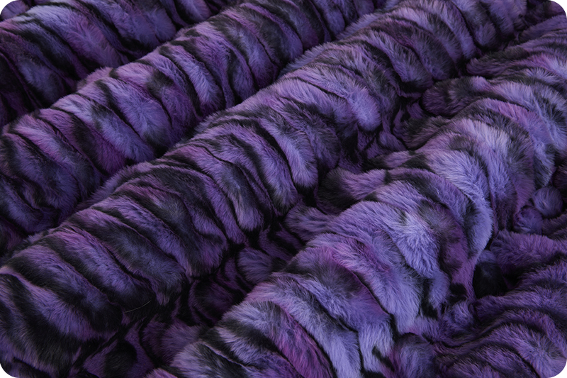 Luxe Cuddle&reg; Tiger Grape Escape