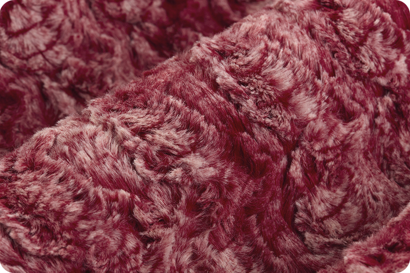 Luxe Cuddle&reg; Paloma Crimson
