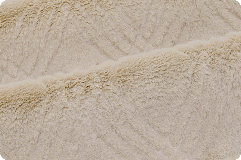 Luxe Cuddle&reg; Quinn Beige