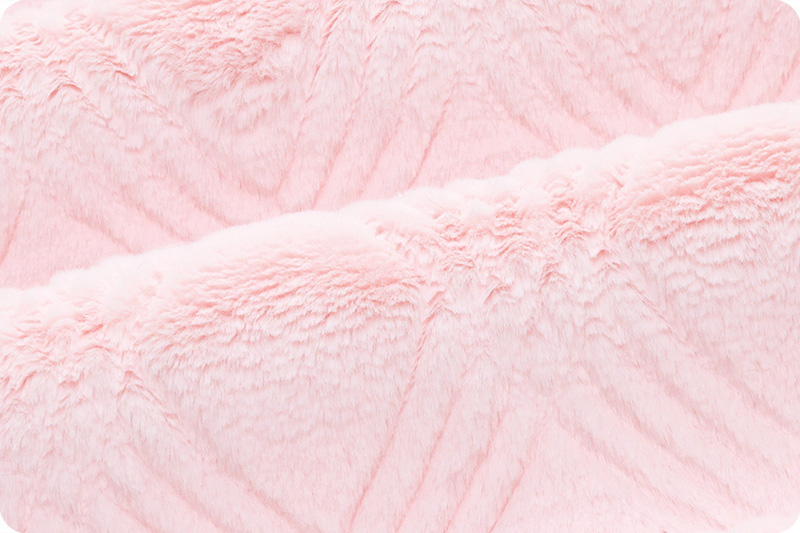 Luxe Cuddle&reg; Quinn Ice Pink