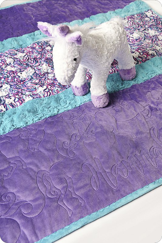 Luxe Cuddle&reg; Rose Snow