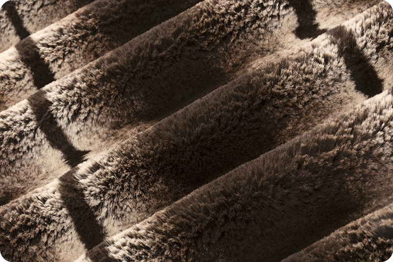 Luxe Cuddle®Seal Mesa Chocolate
