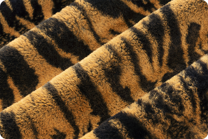 Luxe Cuddle® Seal Tiger Copper