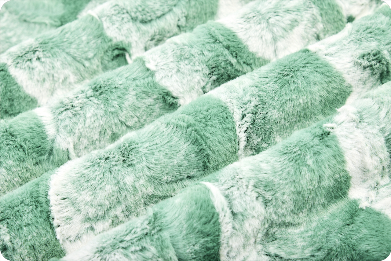 Shannon Fabrics Luxe Cuddle Summit Spearmint Minky Fabric 1 Yard