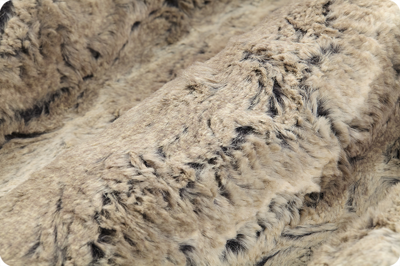 Luxe Cuddle&reg; Wild Rabbit Umber