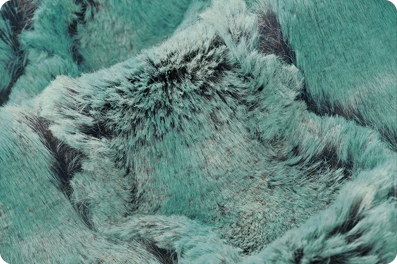 Luxe Cuddle® Wild Rabbit Spruce