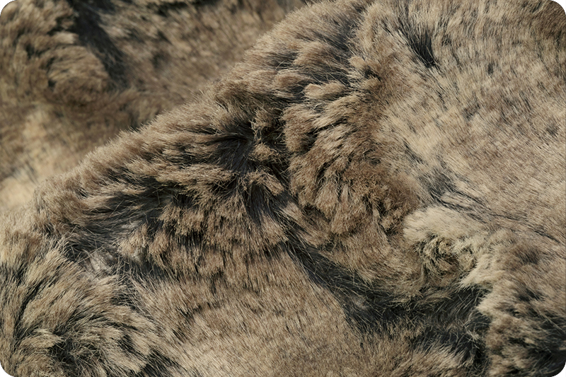 Luxe Cuddle® Wild Rabbit Walnut