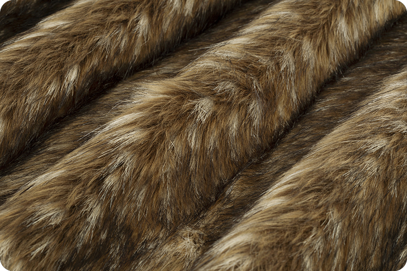 Mountain Coyote Fur Brown