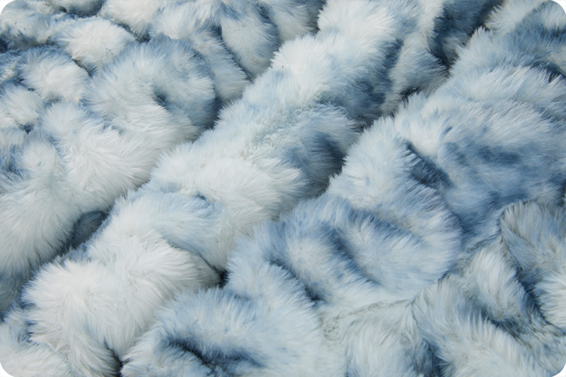 Petite 36" x 30" Luxe Cuddle&reg; Blanket Milan Enzo Nightfall